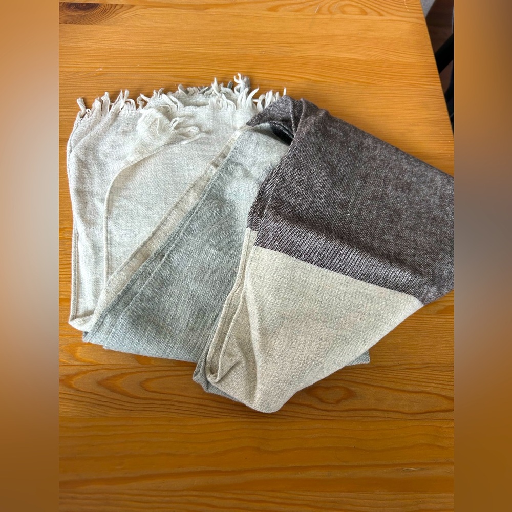 Color-blocked Scarf